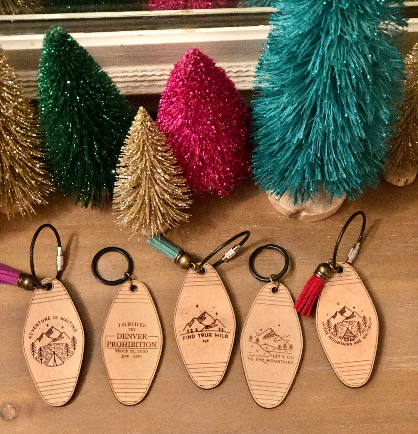 Key Chain - Adventure is Waiting - Color Tassel