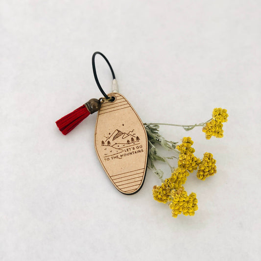 Key Chain - Lets Go to the Mountains - Color Tassel